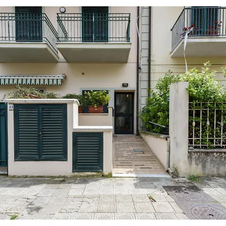 Sea Air House Appartement Lido di Camaiore
