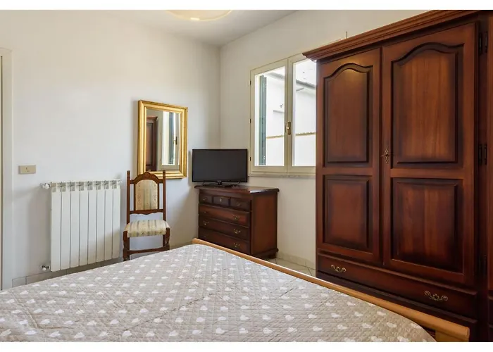 Golden Luxe - Sea Air House דירה