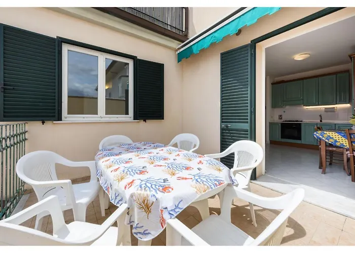 Golden Luxe - Sea Air House *