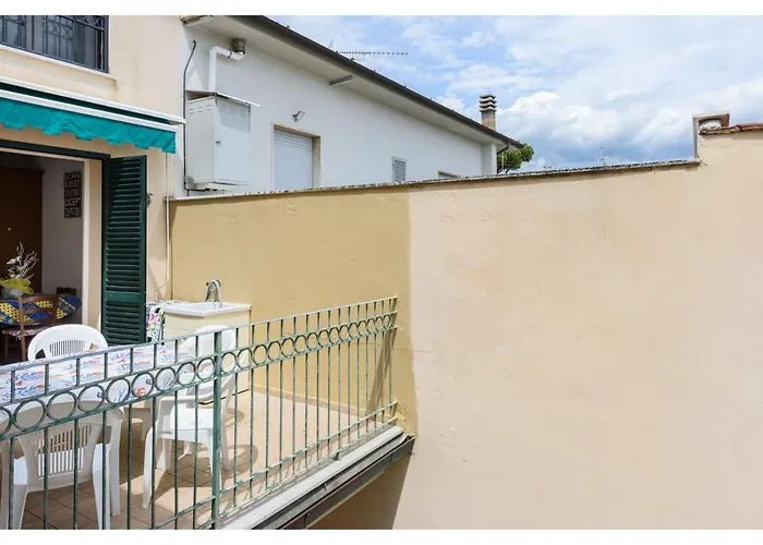 Golden Luxe - Sea Air House דירה לידו די קאמאיורה