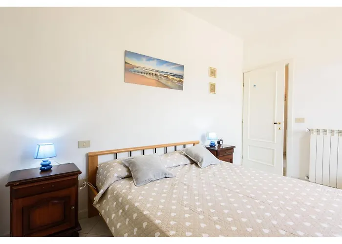 דירה Golden Luxe - Sea Air House לידו די קאמאיורה